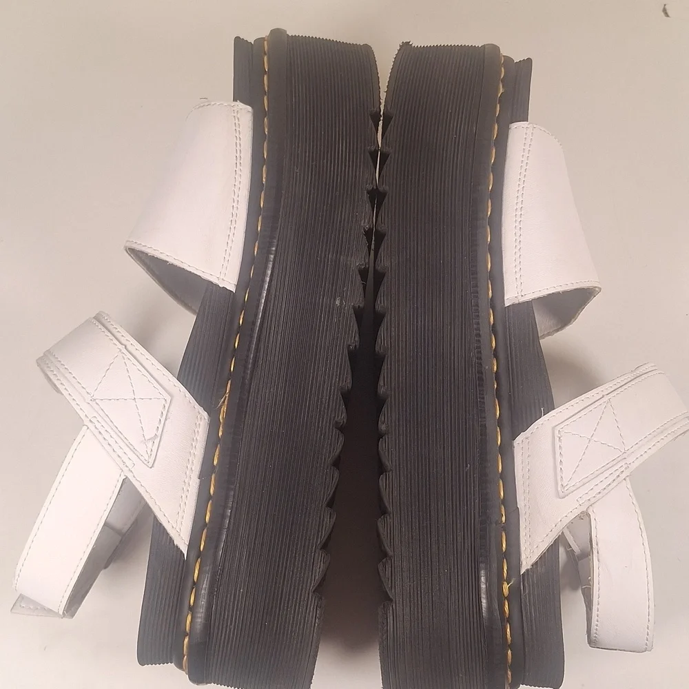 Dr. Martens Voss Quad Women's Leather Strap Platform Sandals Size 11 - Picture 9 of 11